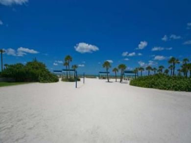 Longboat Key Vacation Condo Sleeps Four Guests.